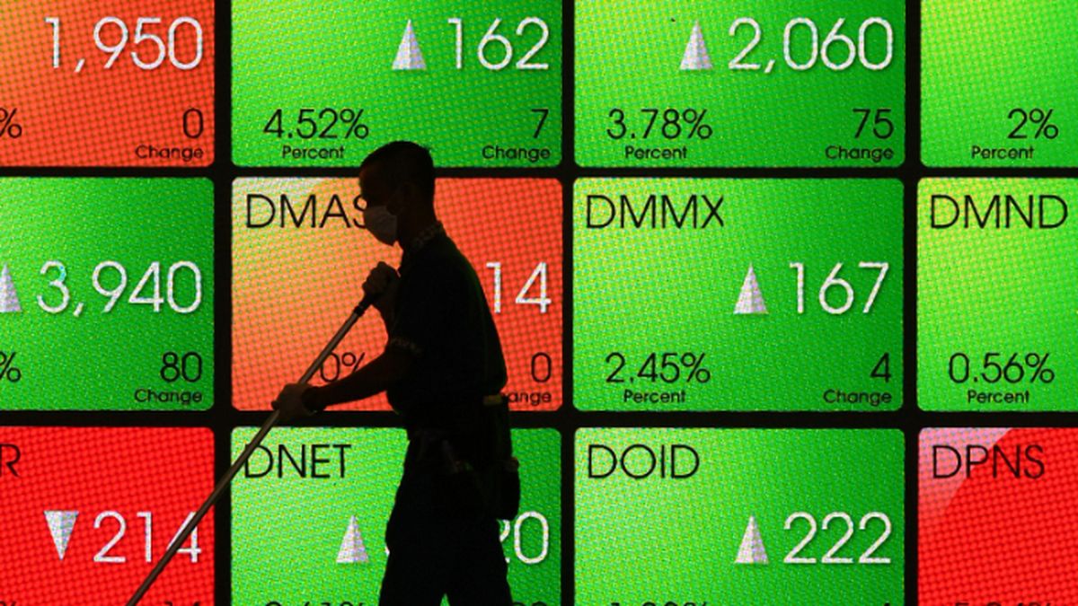 Premi Asuransi Mandek: Sinyal Bahaya Ekonomi?