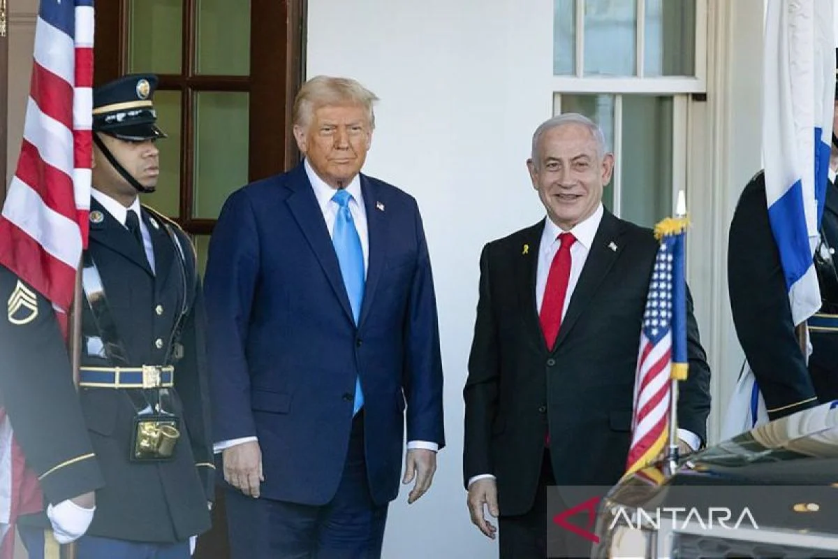 Penembakan di Gedung Putih Mengganggu Akhir Pekan yang Berisiko Tinggi Saat Trump Dorong Perdamaian Iran