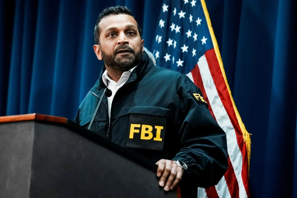 FBI Direktur Kash Patel Mengakui Keterlambatan dalam Membayar Sertifikat MicroStrategy